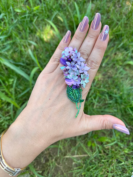aaBroșă LILIAC