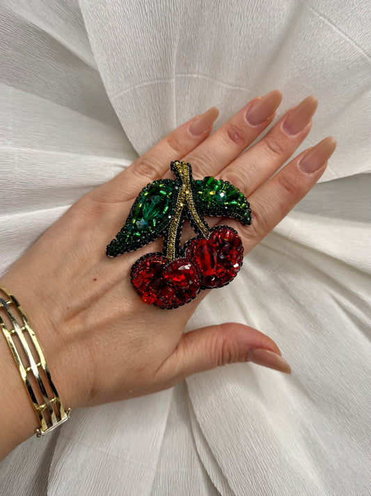 aBroșă Red Cherries Mărțișor