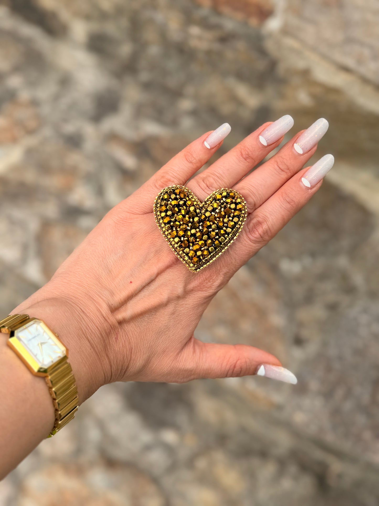 aaaBroșă Golden Heart