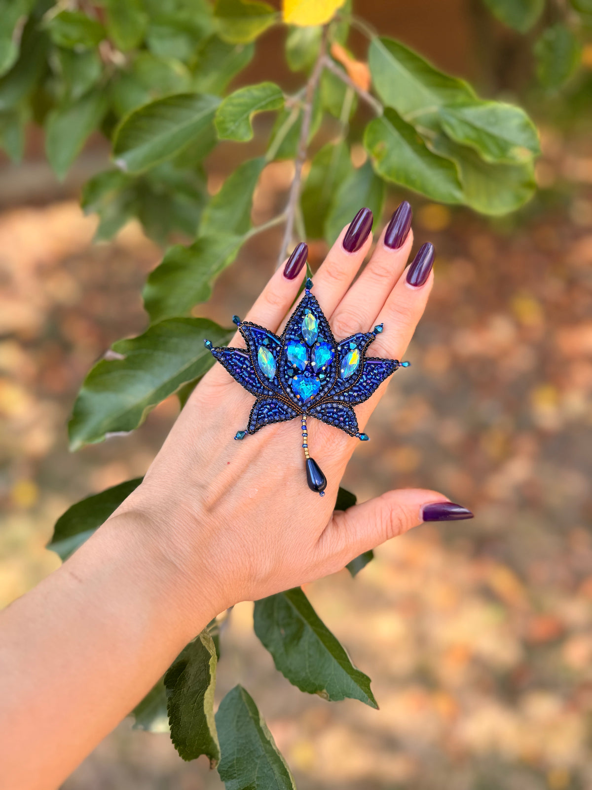 aBroșă Lotus