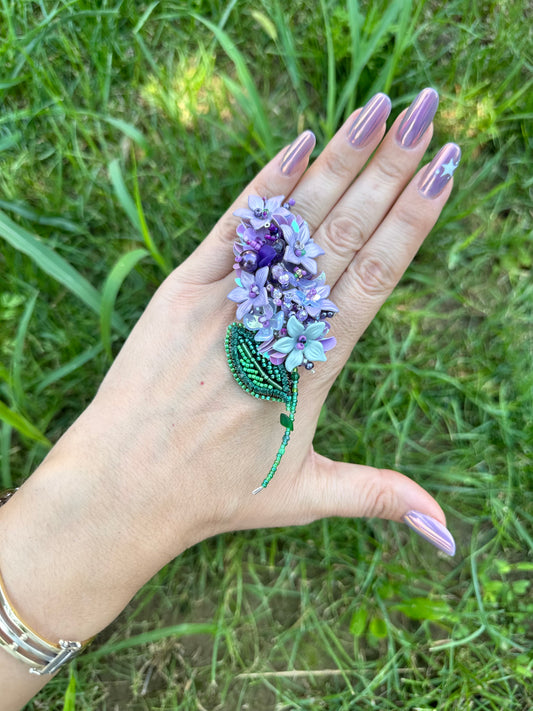 aaBroșă LILIAC