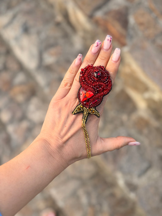 aBroșă Red Rose