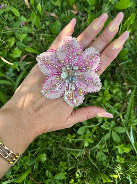 Broșă Royal Flower