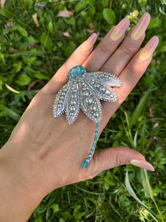 Broșă ICY DAISY